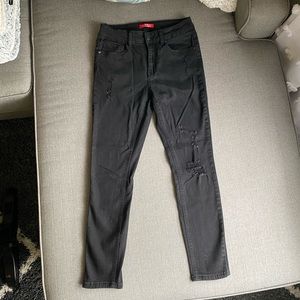 Distressed Black Skinny Jeans